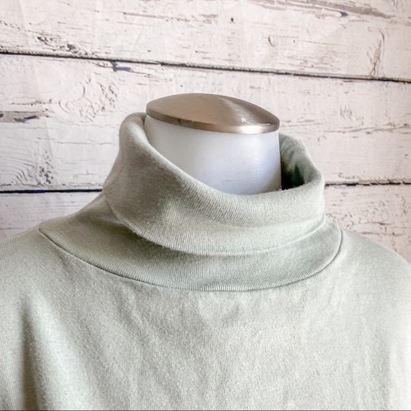 Brandy Melville green Angela turtleneck top - Picture 5 of 7